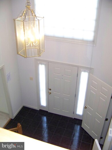 6508 Wood Pointe Dr, Glenn Dale, MD 20769 - photo 3