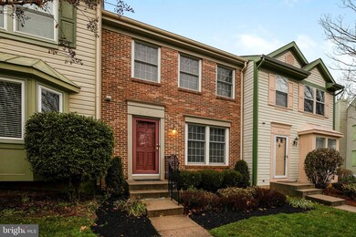 3741 Mazewood Ln, Fairfax, VA 22033 - photo 3