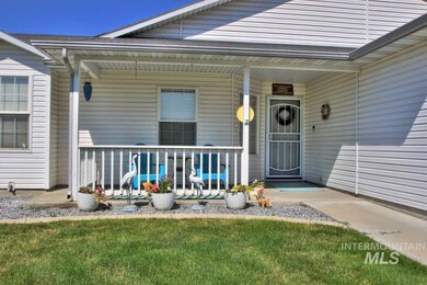 633 Teton Dr, Nampa, ID 83686 - photo 4