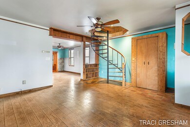 208 Fulton St