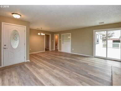 2236 36th Ave, Longview, WA 98632 - photo 7