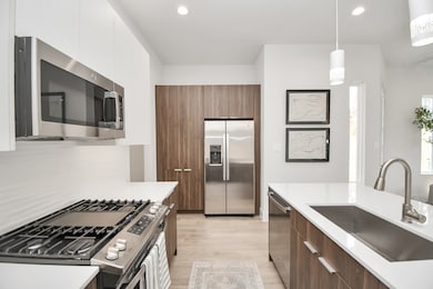 4002 Boho Ln, Houston, TX 77045 - photo 3