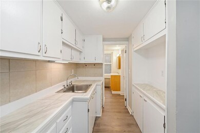 2923 Post Rd unit 1, Warwick, RI 02886 - photo 7