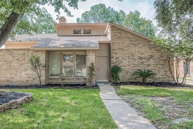 5615 Council Grove Ln, Houston, TX 77088 - photo 6