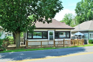 Wrap Around Deck