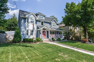 113 Midland Rd, Staten Island, NY 10308 - photo 2