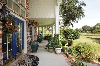 869MastersFrt5Porch