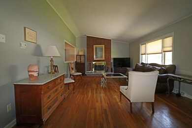 Living Room with hardwood floor