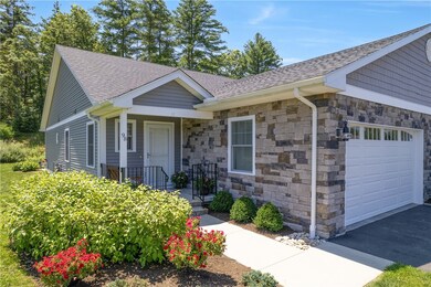 98 Bella Vista Cir unit 29, Chepachet, RI 02814 - photo 2