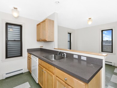 330 Meridian St unit 3, Boston, MA 02128 - photo 6