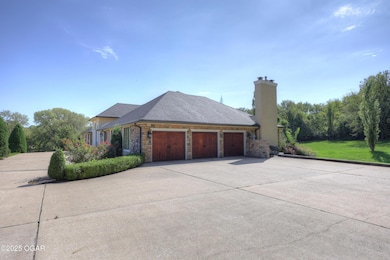 1302 Cambridge Rd, Joplin, MO 64801 - photo 4