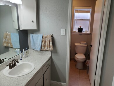 8314 Gulfwood Ln, Houston, TX 77075 - photo 7