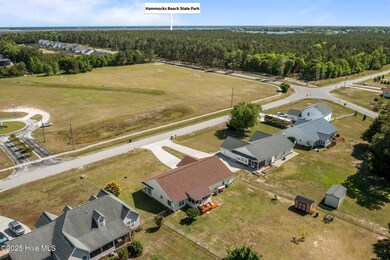 692 Old Hammock Rd, Swansboro, NC