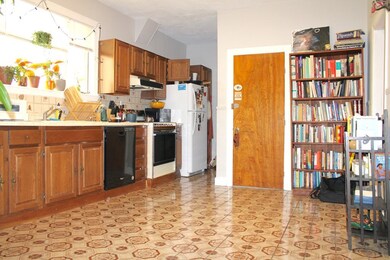 311 Cardinal Medeiros Ave unit 1, Cambridge, MA 02141 - photo 2