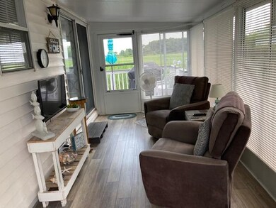 308 Route 286 unit Lot 34, Seabrook, NH 03874 - photo 4