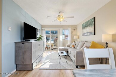 Living Room w ith Lots of Natural Light!