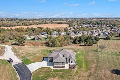 1221 S Desoto Rd, Lansing, KS 66043 - photo 3