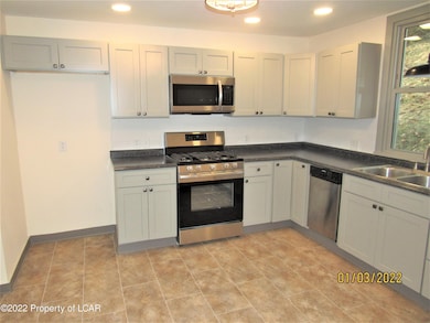 71 George Ave, Nanticoke, PA 18634 - photo 2