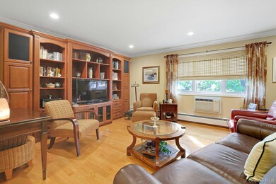 9 Somerset Dr unit 11, Suffern, NY 10901 - photo 4