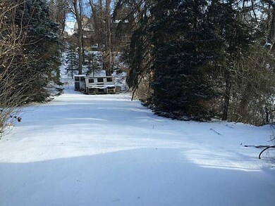 Yard/Garden. Large, level lot accessible through w