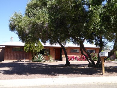 5237 E 8th St, Tucson, AZ 85711 - photo 2