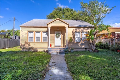 2271 SW 11th St, Miami, FL 33135 - photo 2