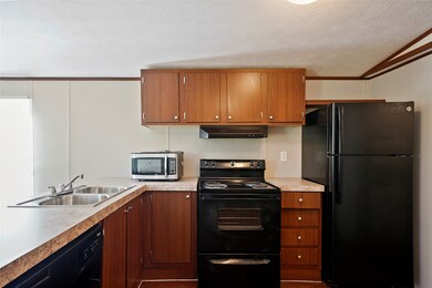 123 Country Oaks St unit 6, Brazoria, TX 77422 - photo 3