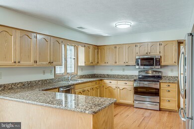 3819 Tarrington Place, White Plains, MD 20695 - photo 3