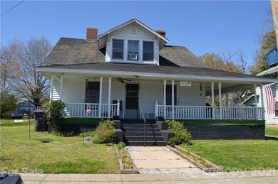 1016 S Meeting St, Statesville, NC 28677 - photo 2