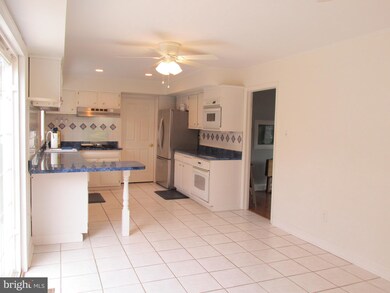 13106 Oval Ln, Bowie, MD 20715 - photo 5