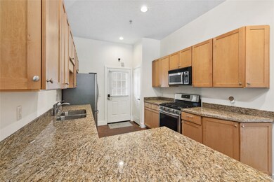 1602 Elgin St unit 4, Houston, TX 77004 - photo 2