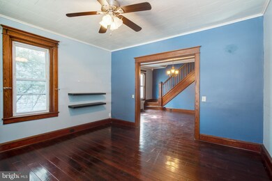 407 N Brobst St, Reading, PA 19607 - photo 4