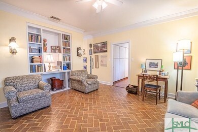 Den/Library
