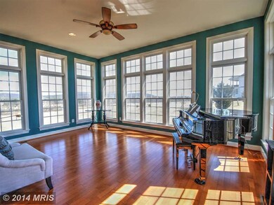 35452 Greyfriar Dr, Round Hill, VA 20141 - photo 6