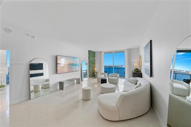 Quantum On the Bay unit 4902, Miami, FL 33132 - photo 2