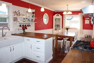 145 Ramsey Place, Albany, NY 12209 - photo 7