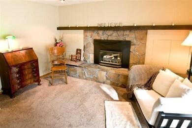 20379 Illahee Dr, Bend, OR 97702 - photo 4