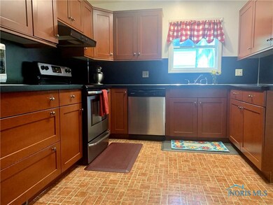 2807 119th St, Toledo, OH 43611 - photo 4