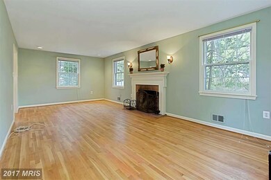 517 Finsbury Rd, Silver Spring, MD 20904 - photo 4