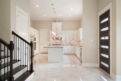 1727 Moritz Dr unit B, Houston, TX 77055 - photo 4