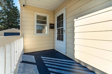 509 W Douglas Ave, Fergus Falls, MN 56537 - photo 3