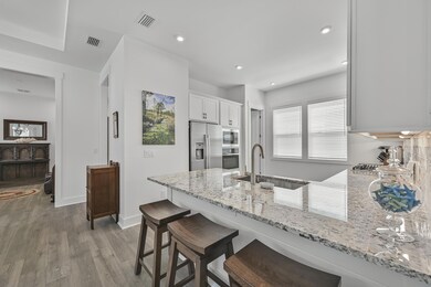 web_ 122 E Lafayette Rd _18