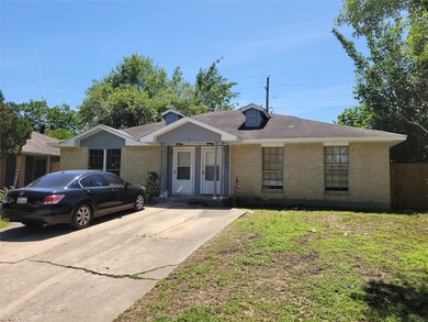 6721 Greenyard Dr, Houston, TX 77086 - photo 2
