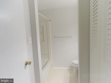 11513 Ivy Bush Ct, Reston, VA 20191 - photo 3