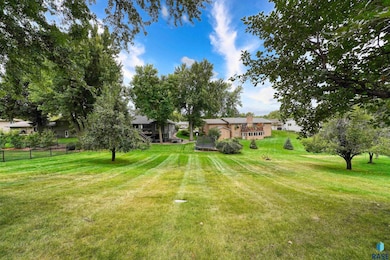 1609 E Edgewood Rd, Sioux Falls, SD 57103 - photo 7