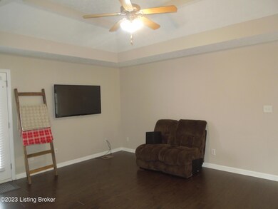 385 Misty Brooke Dr, Mount Washington, KY 40047 - photo 5