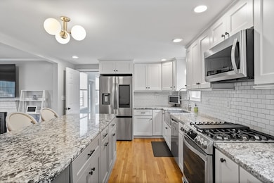 55 Kent Dr, Hudson, MA 01749 - photo 4