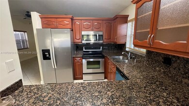 6952 SW 148th Ln, Davie, FL 33331 - photo 3