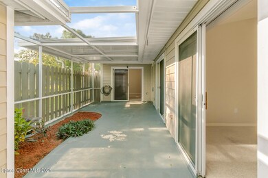 Screened Patio Entry