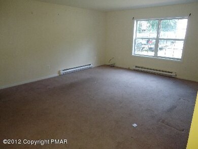 362H Country Place Dr, Tobyhanna, PA 18466 - photo 6